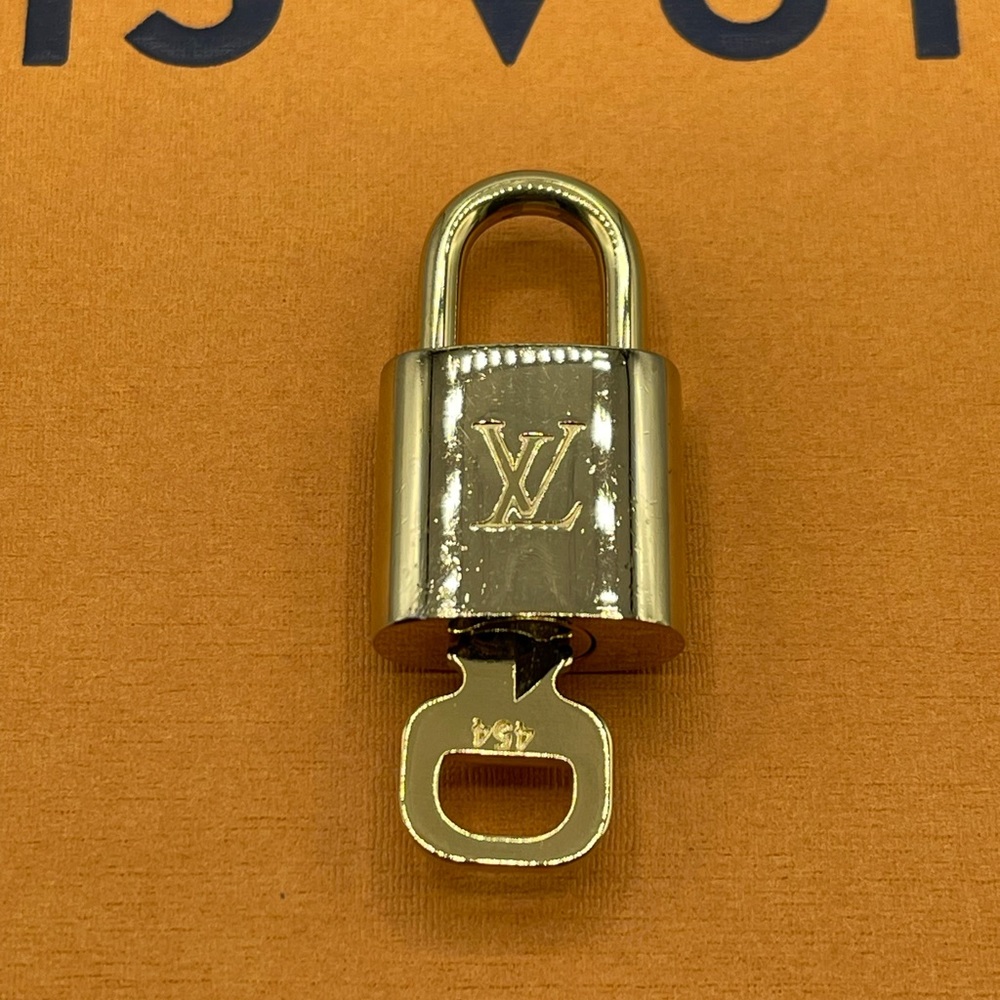 Louis Vuitton Lock And Key Set #454 Gold Tone Cadena For Speedy Alma Bag LV